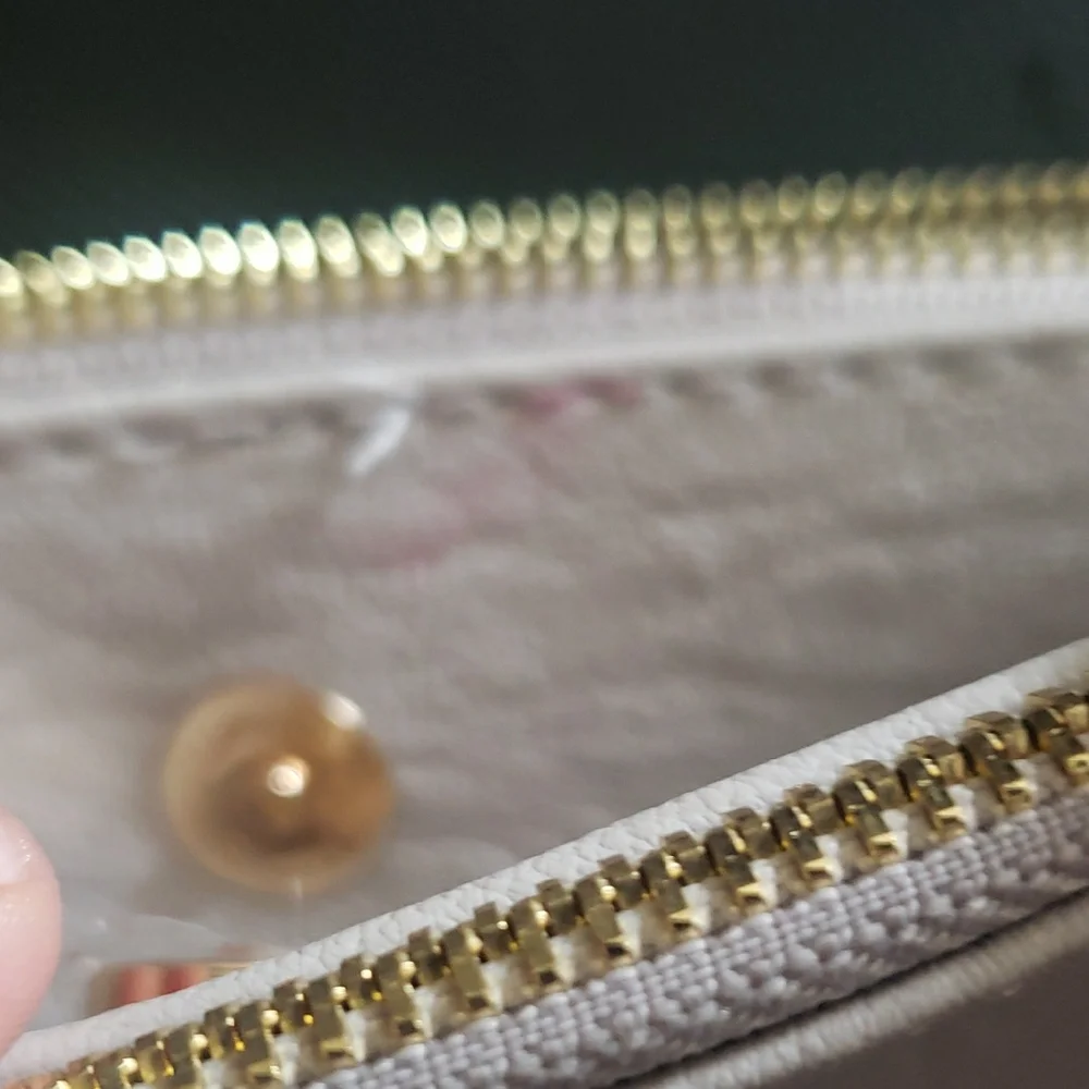 Jessica Simpson Grey/Gold Accent  Bag - Picture 10 of 10